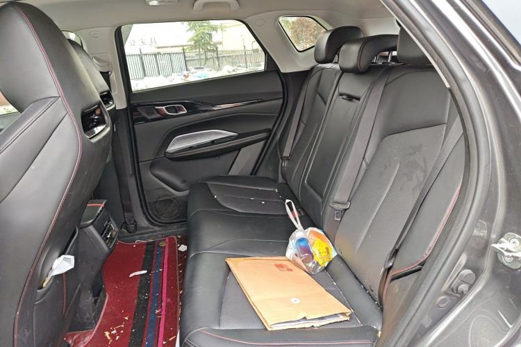 Used CHANGAN OSHAN Z6 2022 Blue Whale 1.5T DCT Smart Edition Left Rear Seat