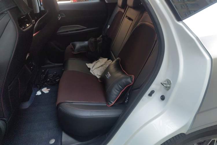 Used CHANGAN OSHAN Z6 2022 Blue Whale 1.5T DCT Smart Edition Left Rear Seat