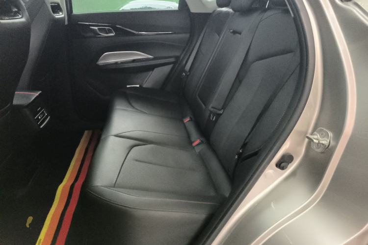 Used CHANGAN OSHAN Z6 2022 Blue Whale 1.5T DCT Smart Edition Urban Version Left Rear Seat