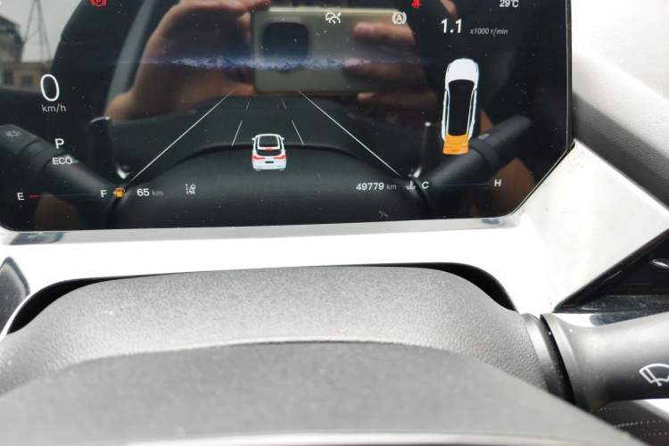 Used CHANGAN OSHAN Z6 2022 Blue Whale 1.5T DCT Smart Edition Odometer Close Up
