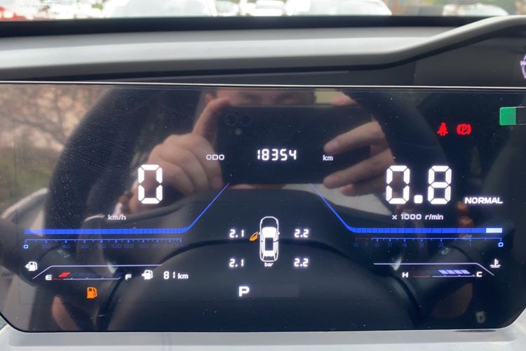Used CHANGAN OSHAN Z6 2022 Blue Whale 1.5T DCT Luxury Model Odometer Close Up