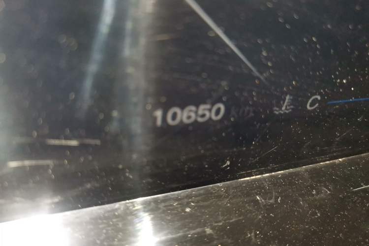 Used CHANGAN OSHAN Z6 2022 Blue Whale 1.5T DCT Smart Edition Urban Version Odometer Close Up