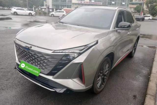 Used CHANGAN OSHAN Z6 2022 Blue Whale 1.5T DCT Luxury Model