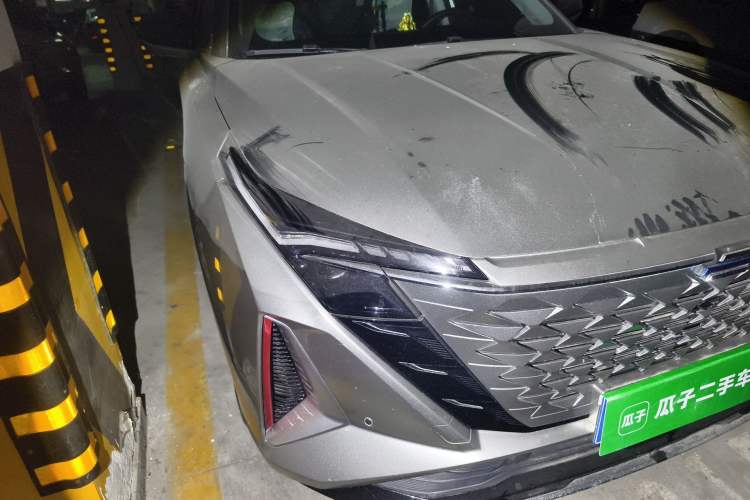 Used CHANGAN OSHAN Z6 2022 Blue Whale 1.5T DCT Luxury Model Right Front Headlight