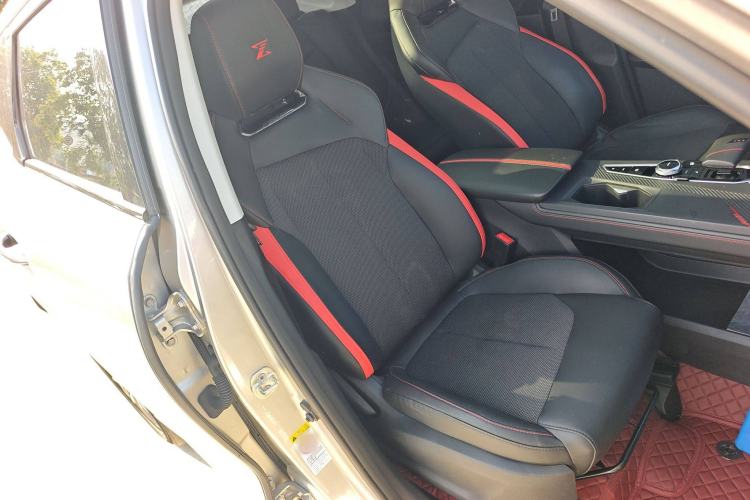 Used CHANGAN OSHAN Z6 2022 Blue Whale 1.5T DCT Luxury Model Right Front Seat