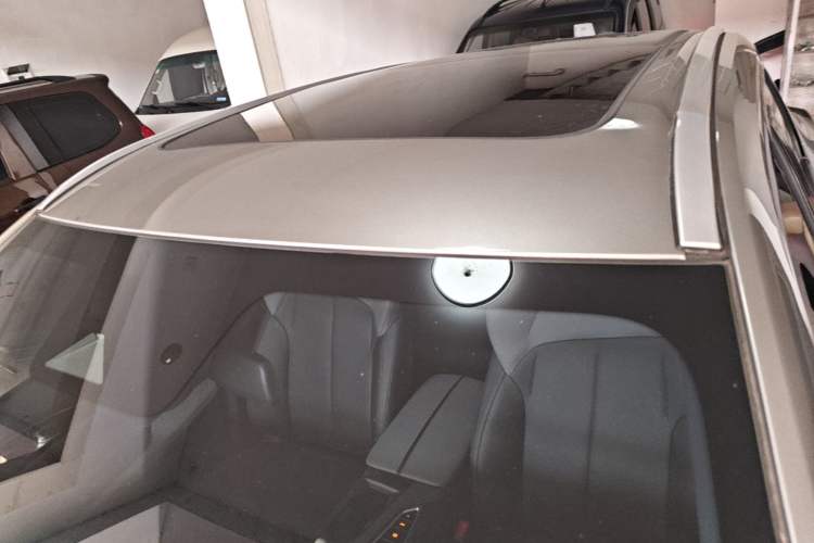 Used CHANGAN OSHAN Z6 2022 Blue Whale 1.5T DCT Smart Edition Urban Version Roof