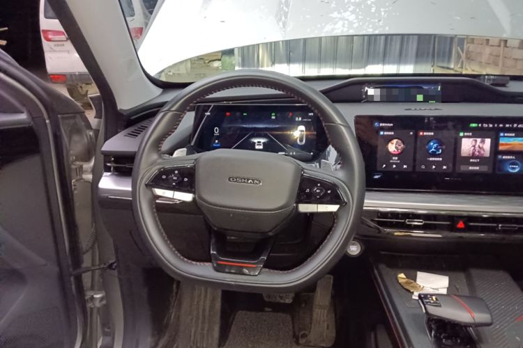 Used CHANGAN OSHAN Z6 2022 Blue Whale 1.5T DCT Smart Edition Steering Wheel