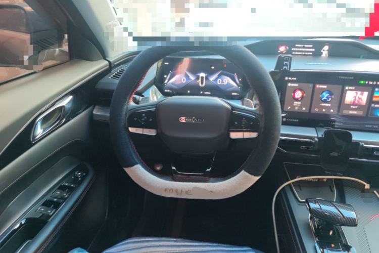 Used CHANGAN OSHAN Z6 2022 Blue Whale 1.5T DCT Smart Navigation Model Steering Wheel