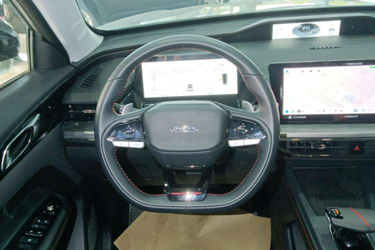 Used CHANGAN OSHAN Z6 2022 Blue Whale 1.5T DCT Smart Edition Steering Wheel