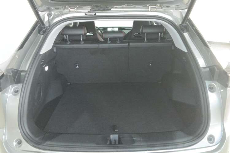 Used CHANGAN OSHAN Z6 2022 Blue Whale 1.5T DCT Smart Edition Trunk