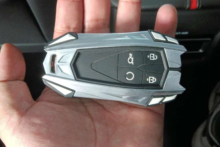 Used CHANGAN OSHAN Z6 2022 Blue Whale 1.5T DCT Smart Edition Vehicle Key