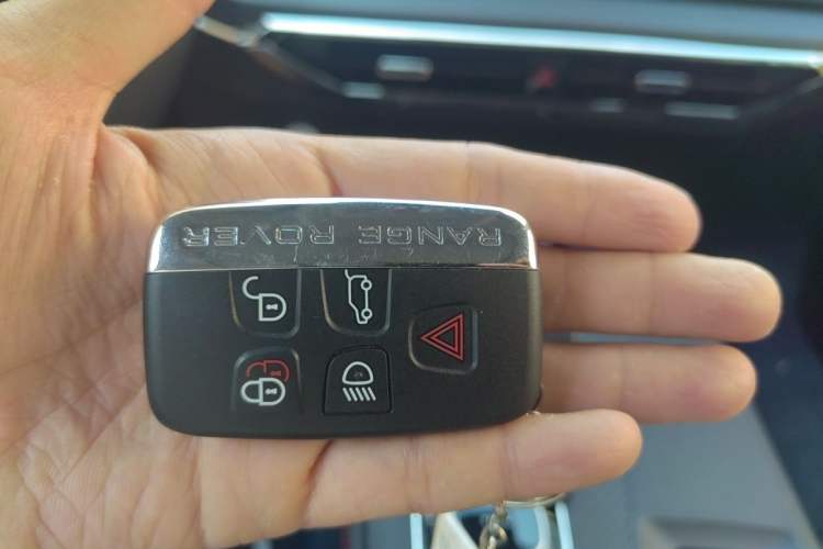 Used CHANGAN OSHAN Z6 2022 Blue Whale 1.5T DCT Smart Edition Vehicle Key