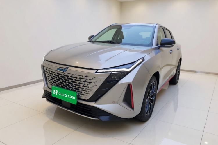 Używany CHANGAN OSHAN Z6 2022 Blue Whale 1.5T DCT Smart Navigation Model Guazi used car, China used car export, Used car for sale, Used cars, Cheapest cars for sale