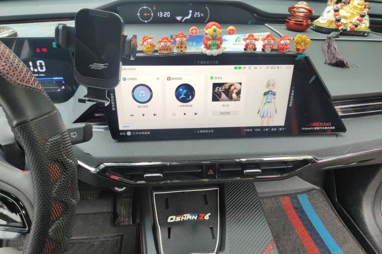 Used CHANGAN OSHAN Z6 2022 Blue Whale 1.5T DCT Luxury Model Audio And AC Panel