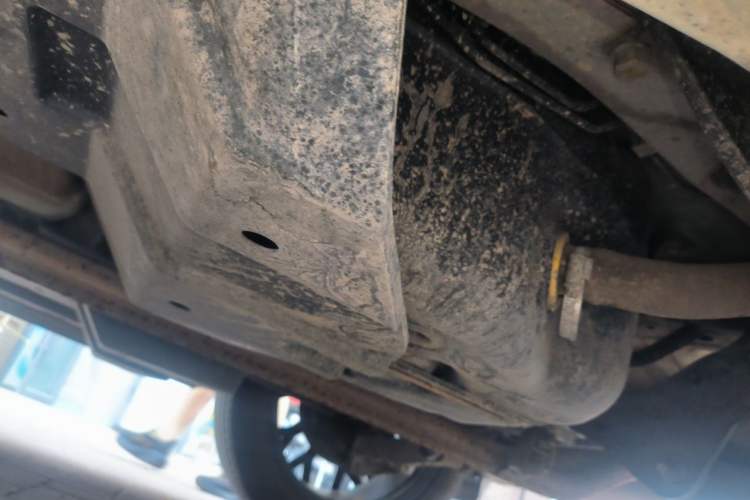 Used CHANGAN OSHAN Z6 2022 Blue Whale 1.5T DCT Smart Edition Chassis Front