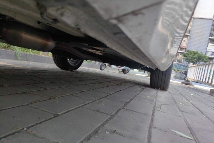 Used CHANGAN OSHAN Z6 2022 Blue Whale 1.5T DCT Smart Navigation Model Chassis Front Left