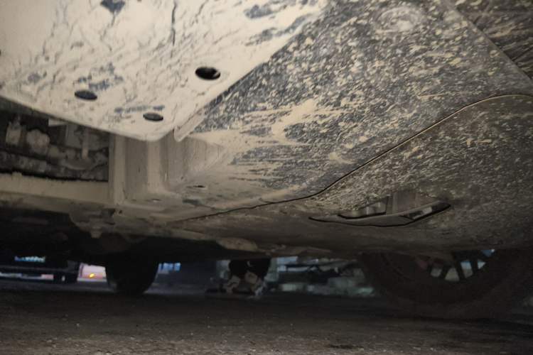 Used CHANGAN OSHAN Z6 2022 Blue Whale 1.5T DCT Luxury Model Chassis Front Right