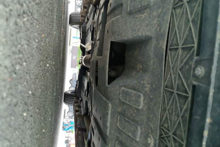 Used CHANGAN OSHAN Z6 2022 Blue Whale 1.5T DCT Smart Edition Urban Version Chassis Front