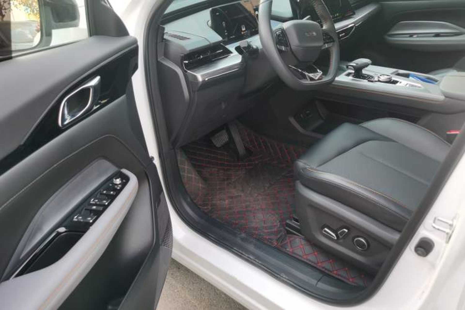 Used CHANGAN OSHAN Z6 2022 Blue Whale 1.5T DCT Smart Edition Urban Version Driver Seat