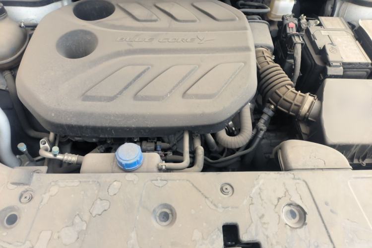 Used CHANGAN OSHAN Z6 2022 Blue Whale 1.5T DCT Smart Edition Engine Bay