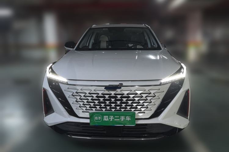 Used CHANGAN OSHAN Z6 2022 Blue Whale 1.5T DCT Smart Edition Exterior 1