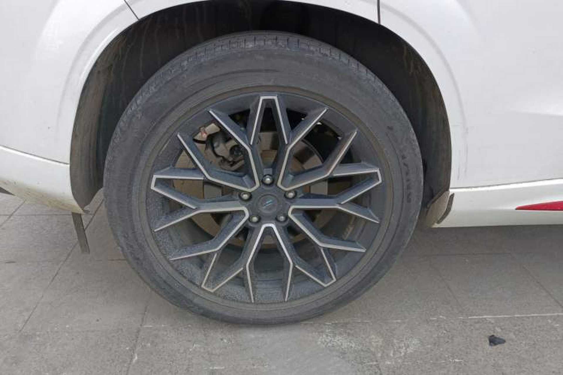 Used CHANGAN OSHAN Z6 2022 Blue Whale 1.5T DCT Smart Edition Exterior 5