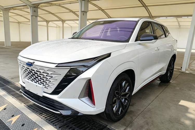 Used CHANGAN OSHAN Z6 2022 Blue Whale 1.5T DCT Smart Edition Guazi used car, China used car export, Used car for sale, Used  cars, Cheapest cars for sale