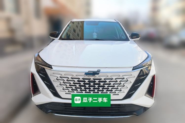 Used CHANGAN OSHAN Z6 2022 Blue Whale 1.5T DCT Luxury Model Front