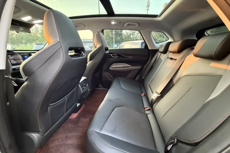 Used CHANGAN OSHAN Z6 2022 Blue Whale 1.5T DCT Smart Edition Urban Version Interior 2