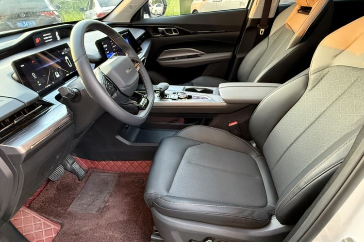 Used CHANGAN OSHAN Z6 2022 Blue Whale 1.5T DCT Smart Edition Urban Version Left Front Seat