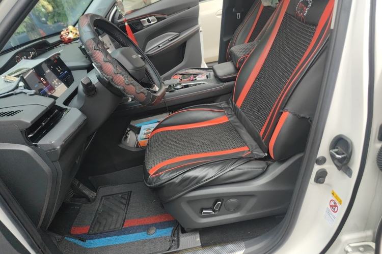 Used CHANGAN OSHAN Z6 2022 Blue Whale 1.5T DCT Luxury Model Left Front Seat
