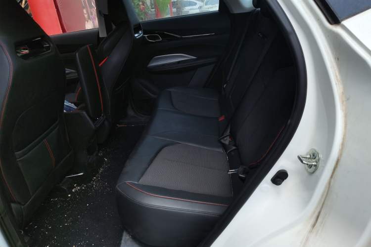 Used CHANGAN OSHAN Z6 2022 Blue Whale 1.5T DCT Luxury Model Left Rear Seat
