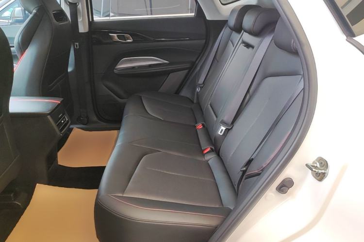 Used CHANGAN OSHAN Z6 2022 Blue Whale 1.5T DCT Smart Edition Left Rear Seat