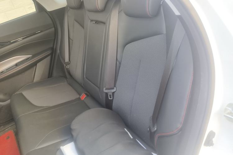 Used CHANGAN OSHAN Z6 2022 Blue Whale 1.5T DCT Luxury Model Left Rear Seat
