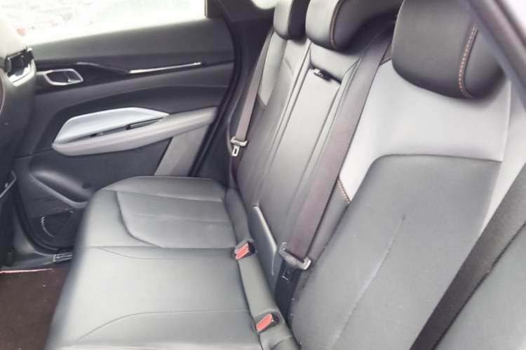 Used CHANGAN OSHAN Z6 2022 Blue Whale 1.5T DCT Smart Edition Left Rear Seat