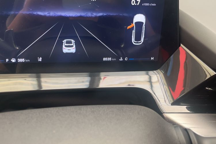 Used CHANGAN OSHAN Z6 2022 Blue Whale 1.5T DCT Smart Navigation Model Odometer Close Up