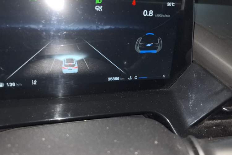 Used CHANGAN OSHAN Z6 2022 Blue Whale 1.5T DCT Smart Edition Odometer Close Up