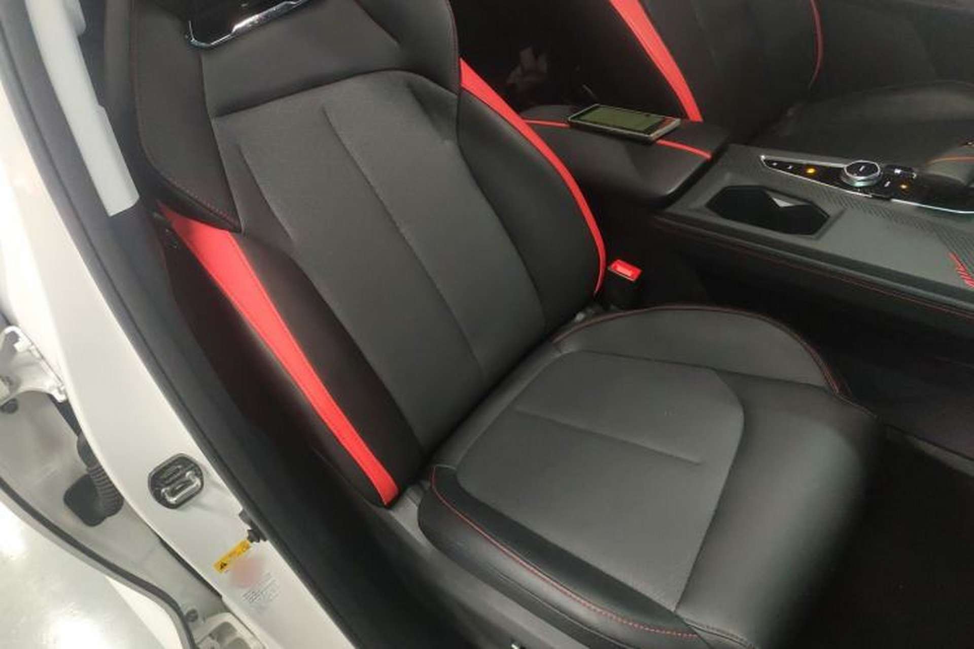 Used CHANGAN OSHAN Z6 2022 Blue Whale 1.5T DCT Smart Edition Right Front Seat
