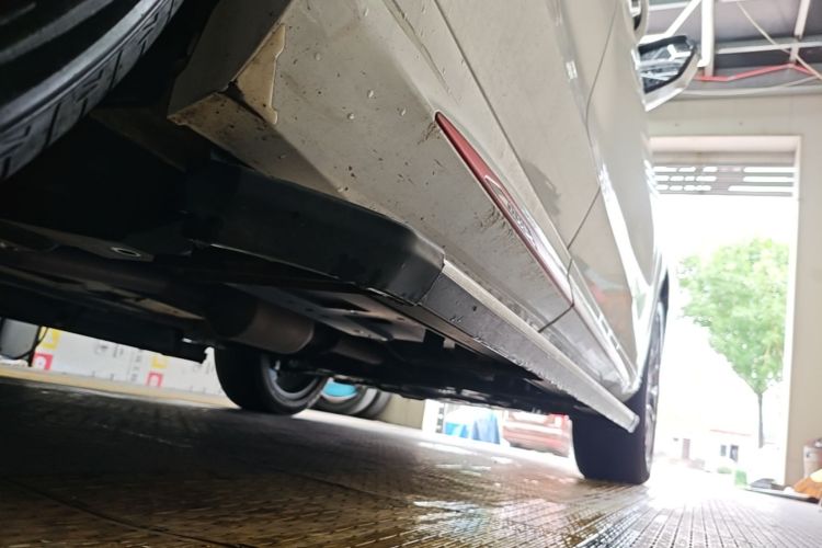 Used CHANGAN OSHAN Z6 2022 Blue Whale 1.5T DCT Smart Edition Urban Version Right Side Sill