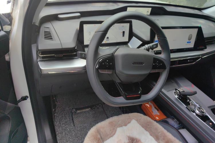 Used CHANGAN OSHAN Z6 2022 Blue Whale 1.5T DCT Smart Navigation Model Steering Wheel