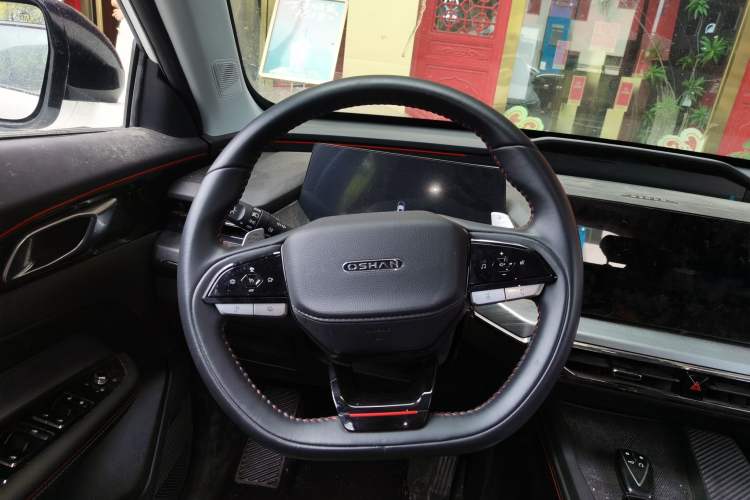 Used CHANGAN OSHAN Z6 2022 Blue Whale 1.5T DCT Luxury Model Steering Wheel