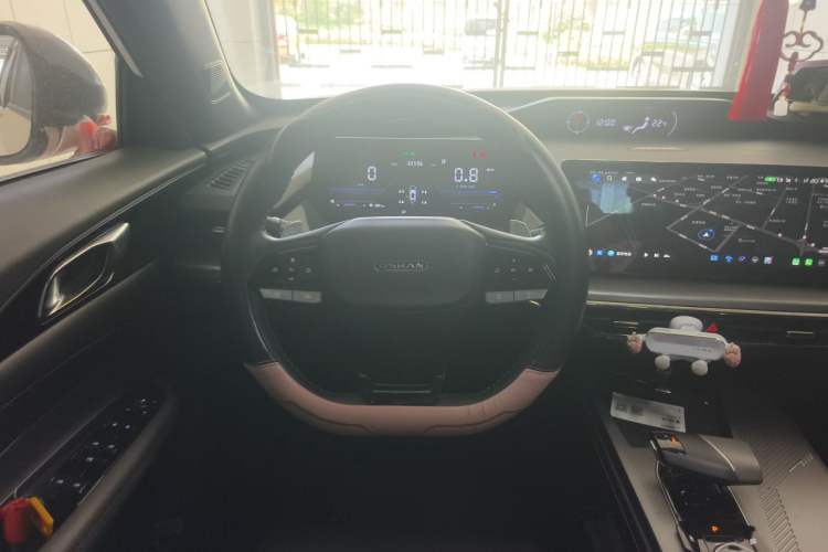 Used CHANGAN OSHAN Z6 2022 Blue Whale 1.5T DCT Luxury Model Steering Wheel