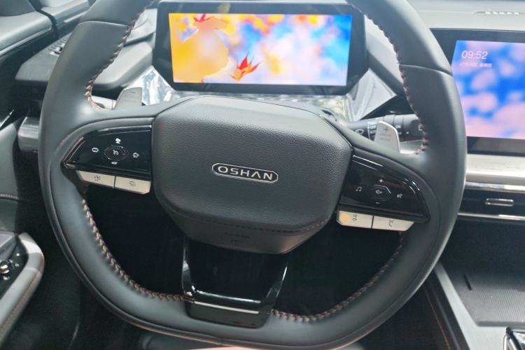 Used CHANGAN OSHAN Z6 2022 Blue Whale 1.5T DCT Smart Edition Urban Version Steering Wheel