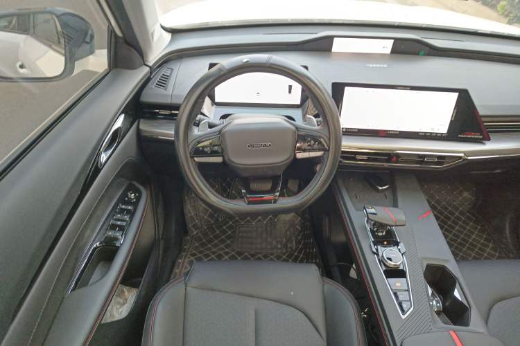 Used CHANGAN OSHAN Z6 2022 Blue Whale 1.5T DCT Smart Edition Steering Wheel