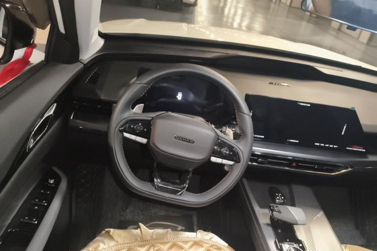 Used CHANGAN OSHAN Z6 2022 Blue Whale 1.5T DCT Luxury Model Steering Wheel