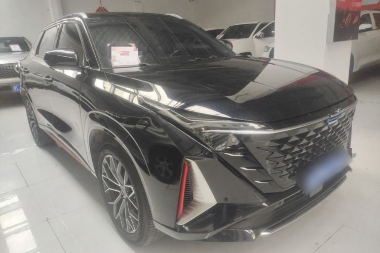 Used CHANGAN OSHAN Z6 2023 Blue Whale 1.5T DCT Smart Luxury Model Front Right 45 Deg