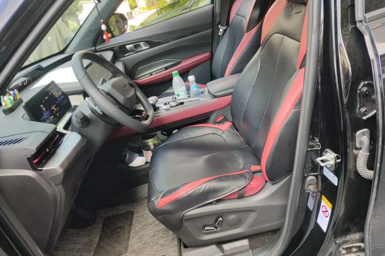 Used CHANGAN OSHAN Z6 2023 Blue Whale 1.5T DCT Smart Luxury Model Left Front Seat