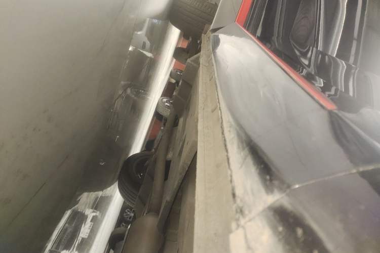Used CHANGAN OSHAN Z6 2023 Blue Whale 1.5T DCT Smart Luxury Model Right Side Sill