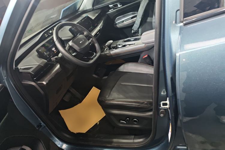 Used CHANGAN OSHAN Z6 2023 Blue Whale 1.5T DCT Smart-Led City Edition Left Front Seat