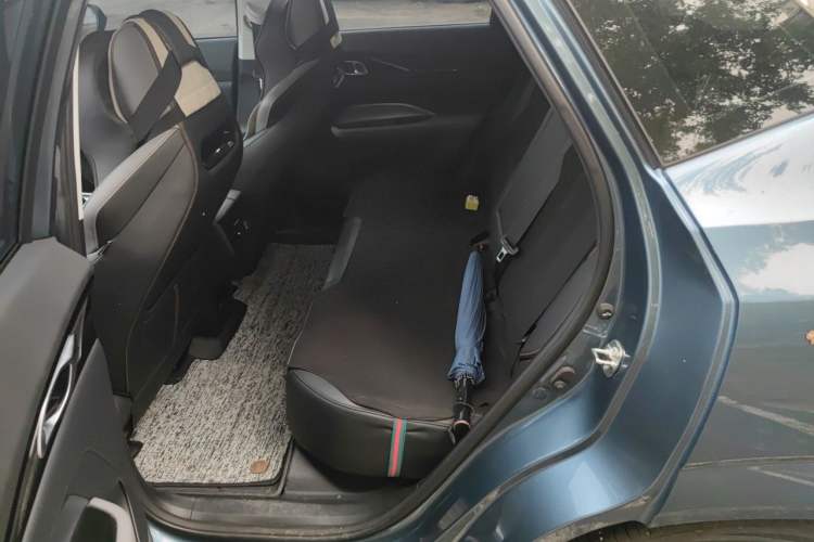 Used CHANGAN OSHAN Z6 2023 Blue Whale 1.5T DCT Smart Edition Left Rear Seat